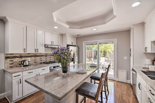 Family Home in Walkable Area Near Silicon Valley!