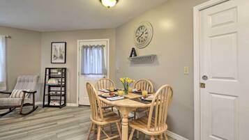 Apartment (1 Bedroom) | Interior