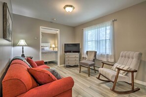Apartment (1 Bedroom) | Interior