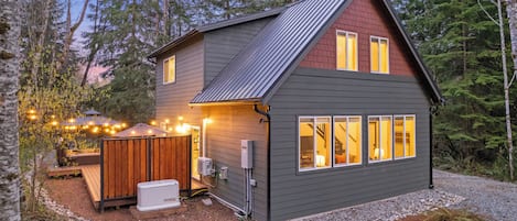 House (2 Bedrooms) | Front of property