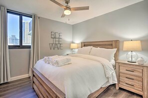 1 soverom, strykejern/-brett og sengetøy