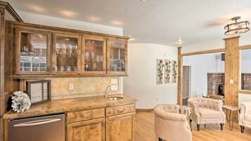 Rumah (5 Bedrooms) | Interior