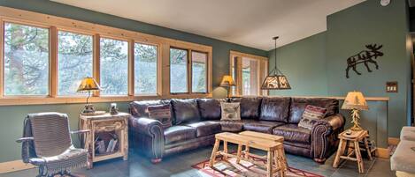 House (3 Bedrooms) | Front of property