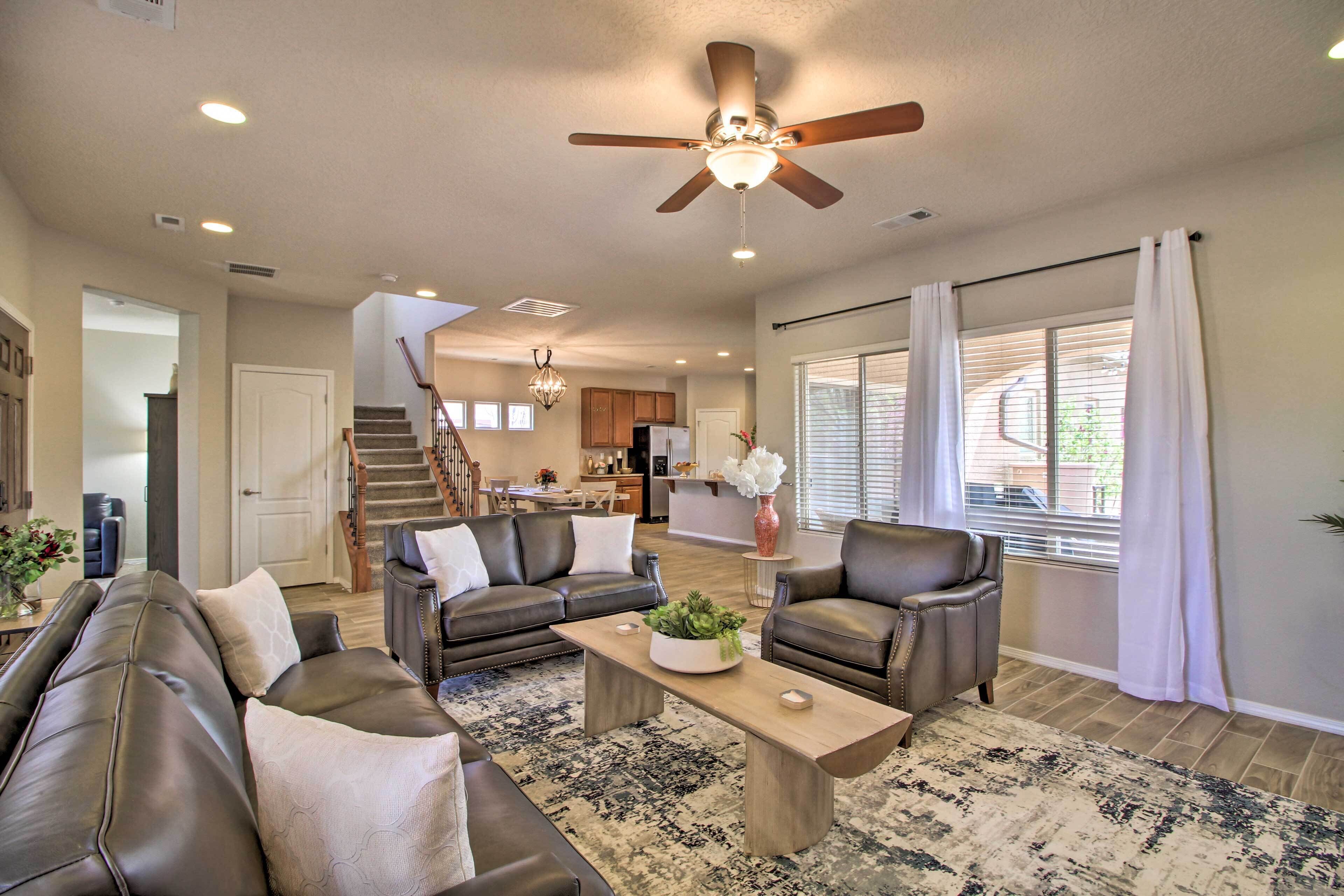 House (3 Bedrooms) | Interior