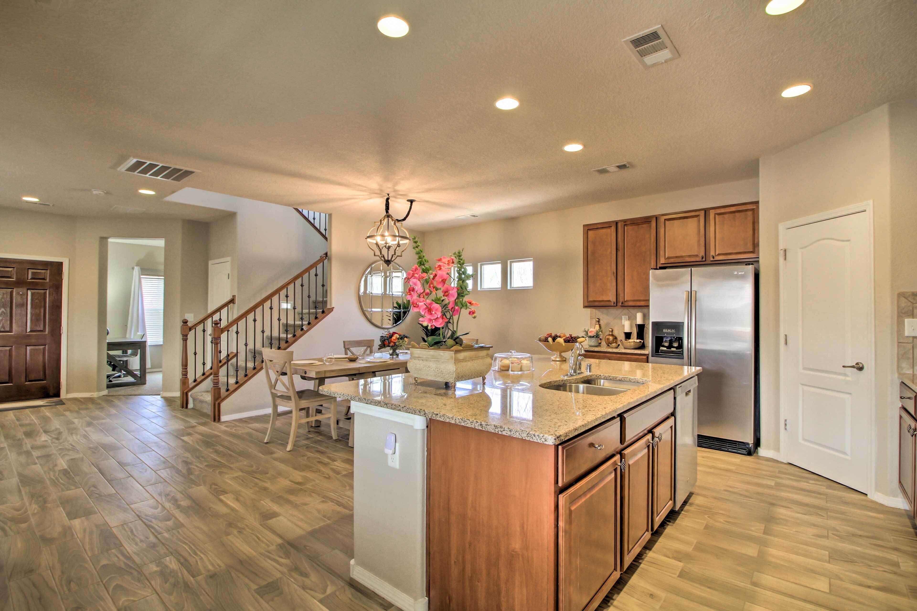 House (3 Bedrooms) | Interior