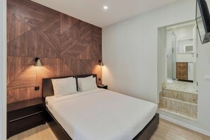 1 habitación, tabla de planchar con plancha, cuna de viaje y wifi 