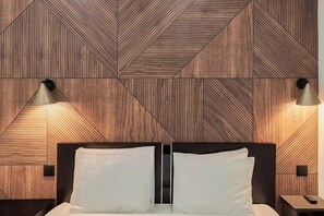 1 habitación, tabla de planchar con plancha, cuna de viaje y wifi 