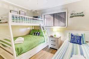 Apartment (2 Bedrooms) | Interior - Walk to Beach: Condo w/ Balcony in Hilton Head (Hilton Head Island)