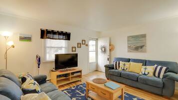 Apartment (2 Bedrooms) | Front of property