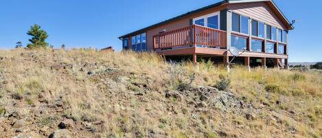 House (2 Bedrooms) | Exterior