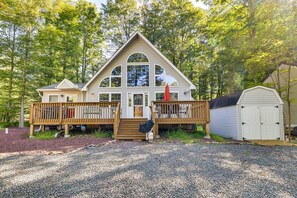 Exterior - Arrowhead Lake Cabin w/ Hot Tub & Fire Pit! (Pocono Lake)