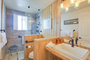 House (3 Bedrooms) | Interior - Jefferson Home w/ Mountain Views & Horse Pastures (Jefferson)