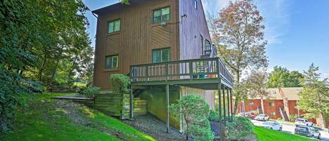 Apartment (3 Bedrooms) | Front of property