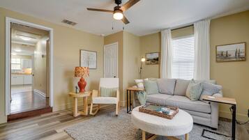 Apartment (1 Bedroom) | Interior