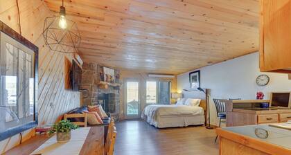 Near Skiing: Studio w/ Pool Access in Granby!