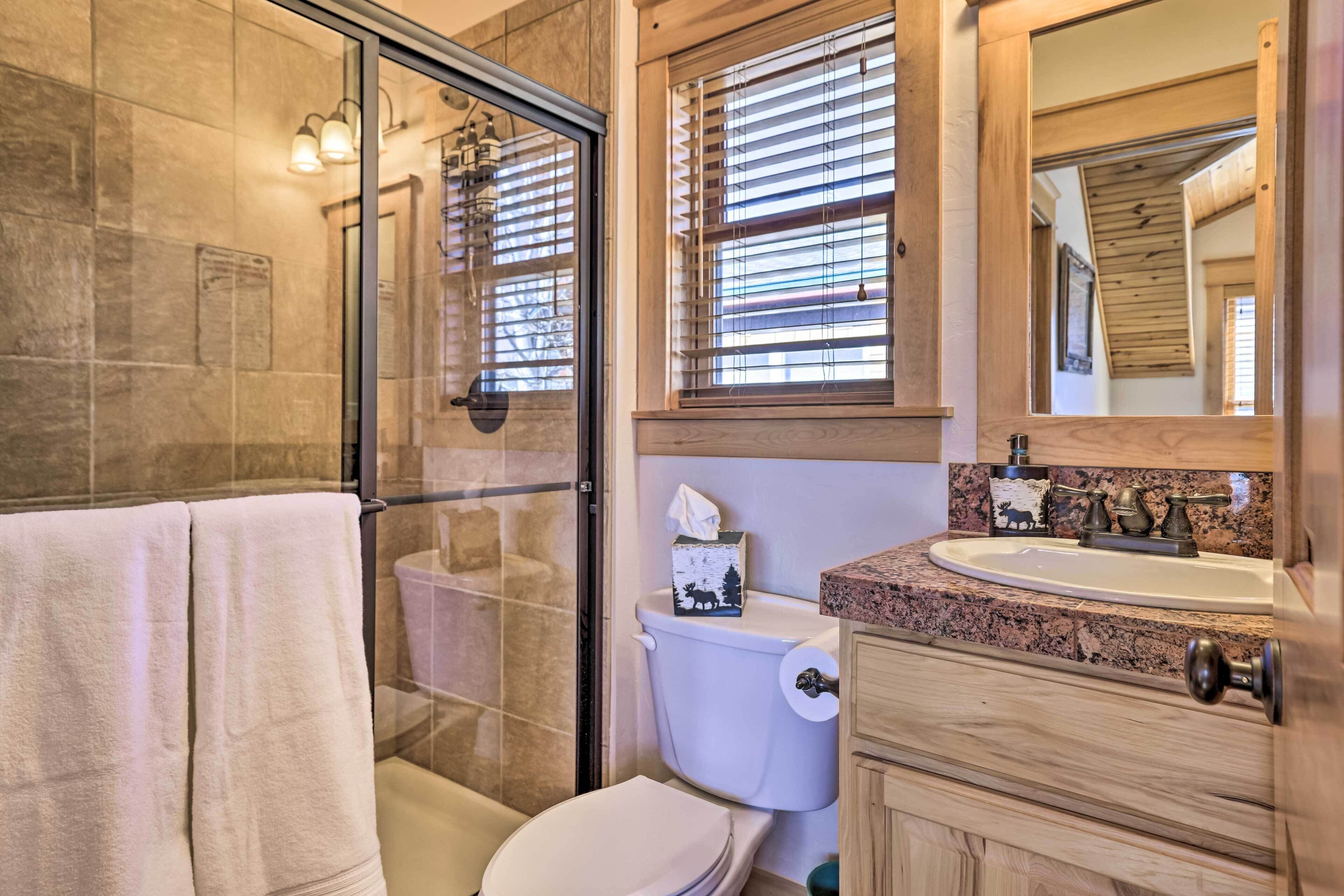 House (3 Bedrooms) | Bathroom
