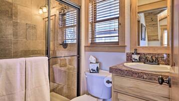 House (3 Bedrooms) | Bathroom