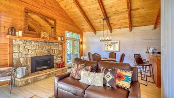 House (3 Bedrooms) | Bahagian dalam