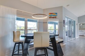 Interior - Private Pool & Canal Views: Home in Cape Coral (Cape Coral)
