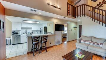 Apartment (2 Bedrooms) | Bahagian dalam