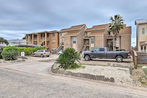 Apartment (2 Bedrooms) | Interior - Boat Slip Access: North Padre Island Condo! (Corpus Christi)
