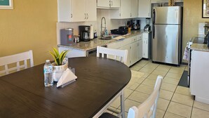 Unclassified image, 2 of 28, button - Boat Slip Access: North Padre Island Condo! (Corpus Christi)