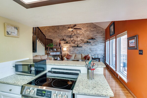 Apartment (2 Bedrooms) | Interior - Boat Slip Access: North Padre Island Condo! (Corpus Christi)