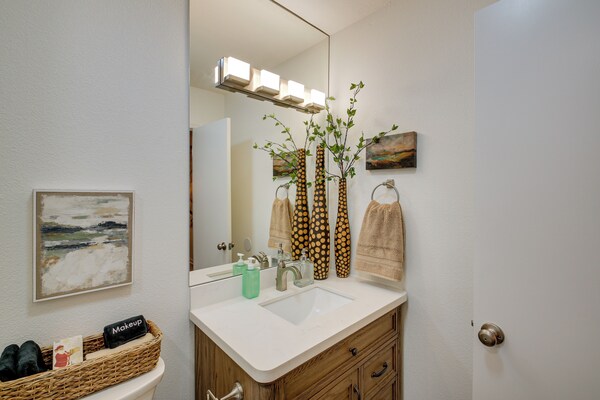 3 Mi To Dtwn Hot Springs: Modern Condo! - Hot Springs National Park, AR