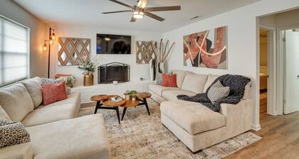 3 Mi to Dtwn Hot Springs: Modern Condo!