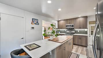 Nhà (3 Bedrooms) | Nội thất