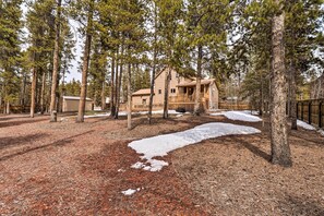 House (4 Bedrooms) | Interior - 2 Mi to Dtwn: Leadville Haven w/ 2 Furnished Decks (Leadville)