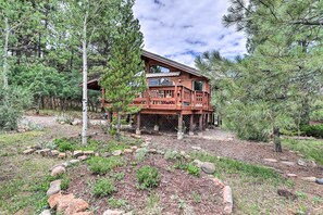 House (3 Bedrooms) | Interior - Luxe Pagosa Springs Cabin w/ Sauna & Hot Tub! (Pagosa Springs)