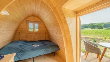 1 camera, Wi-Fi gratuito, lenzuola