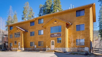 Apartment (1 Bedroom) | Interior