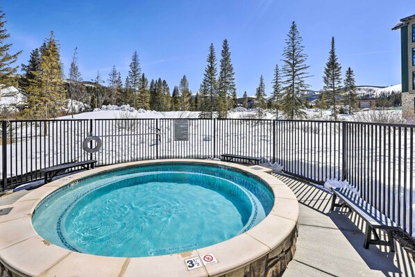 Apartment (2 Bedrooms) | Interior - Mountain-view Winter Park Condo w/ Balcony! (Winter Park)