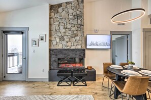 Interior - Mountain-view Winter Park Condo w/ Balcony! (Winter Park)