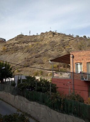 Miscellaneous - apartment in a quiet area in the plains! (Tbilisi)