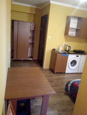 Interior - tbilisi, Studio Suite, Close to downtown. (Tbilisi)