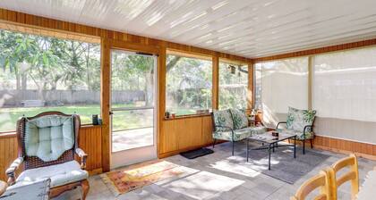Charming Home w/ Yard ~ 5 Mi to Clearwater Beach!