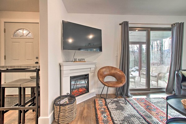 Apartment (2 Bedrooms) | Interior - Cozy Killington Retreat ~ 5 Mi to Ski Resort (Killington)