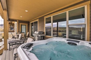 House (2 Bedrooms) | Interior - 3 Mi to Granby Ranch: Home w/ Hot Tub & Mtn Views! (Granby)