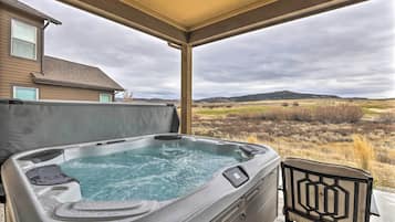 House (2 Bedrooms) | Front of property