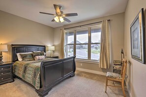 House (2 Bedrooms) | Interior