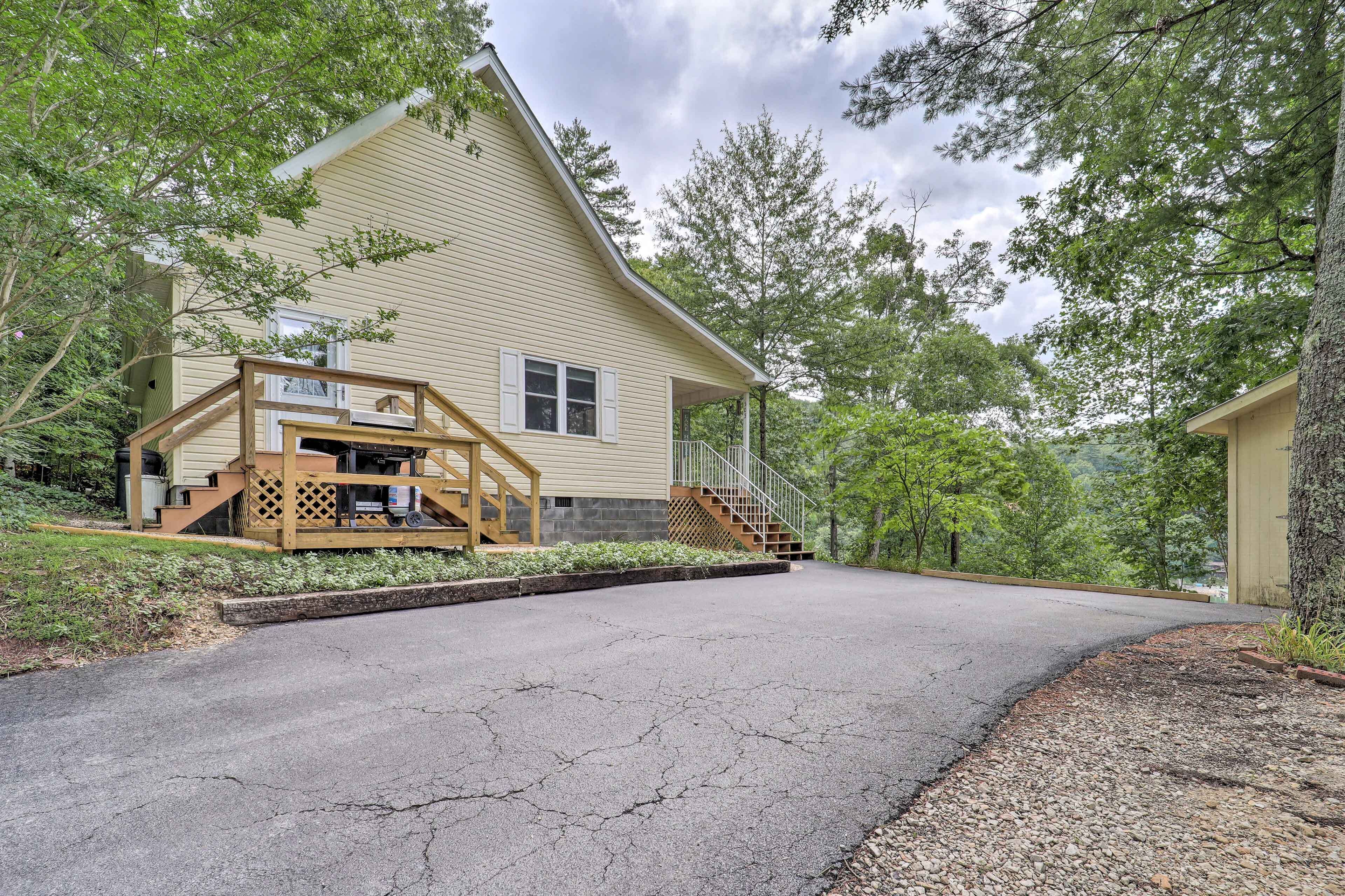 House (2 Bedrooms) | Interior