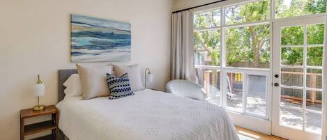 Cottage (2 Bedrooms) | Interior