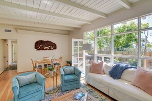 Cottage (2 Bedrooms) | Interior - Vacation Rental Home ~ 1 Mi to Carmel Beach! (Carmel)