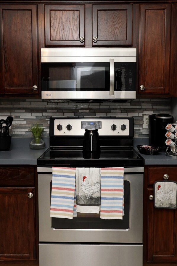 Refrigerador, microondas y lavavajillas 