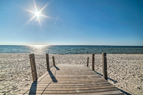 Walk to Shore: 'oyster House' Port St Joe Getaway