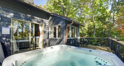 Hot Tub, Deck & Games: Gatlinburg Mountain Cabin