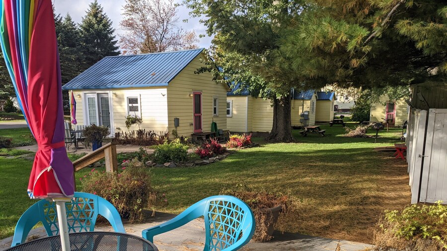 Little Yellow Cottages